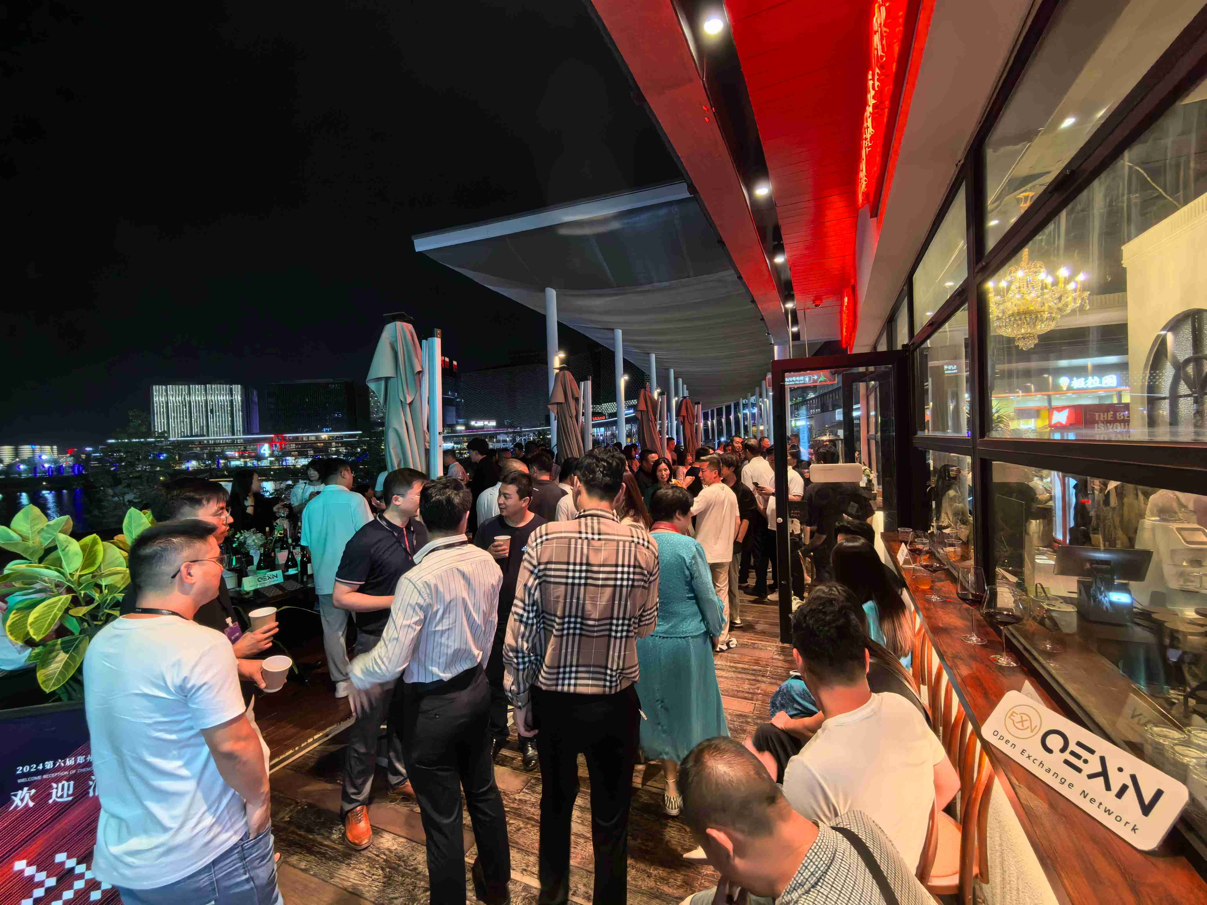 区块链对数据的要求(区块链中的数据可以进行什么操作)